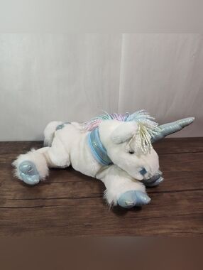 Vintage Commonwealth White Unicorn Pastel Rainbow Yarn Mane Plush